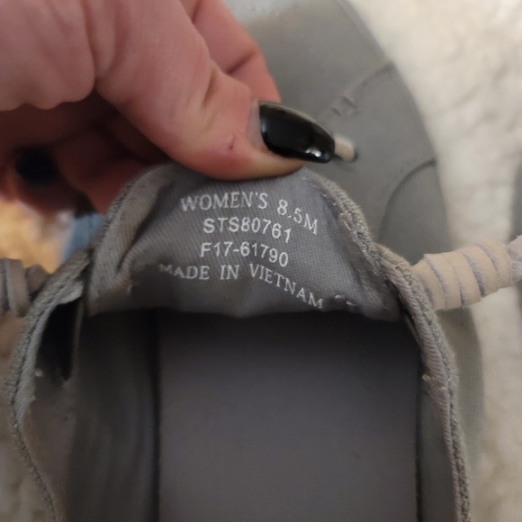 SPERRY slides grey - Picture 2 of 4